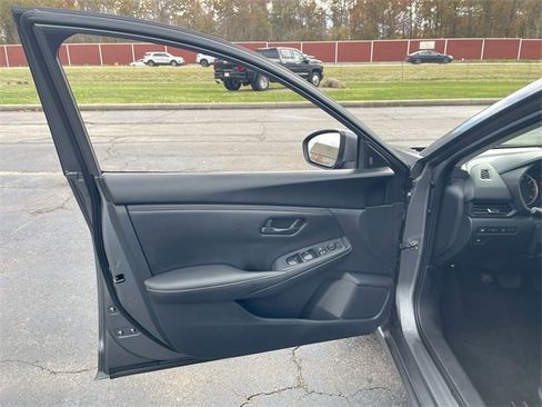 Used 2024 Nissan Sentra S image 20