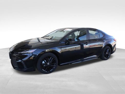 Certified 2025 Toyota Camry SE FWD image 63