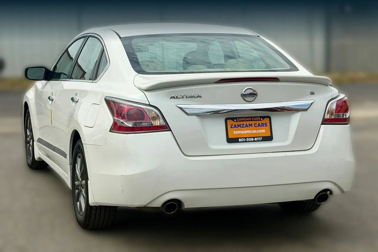 Used 2015 Nissan Altima 2.5 S w/ Sport Value Package FWD image 8