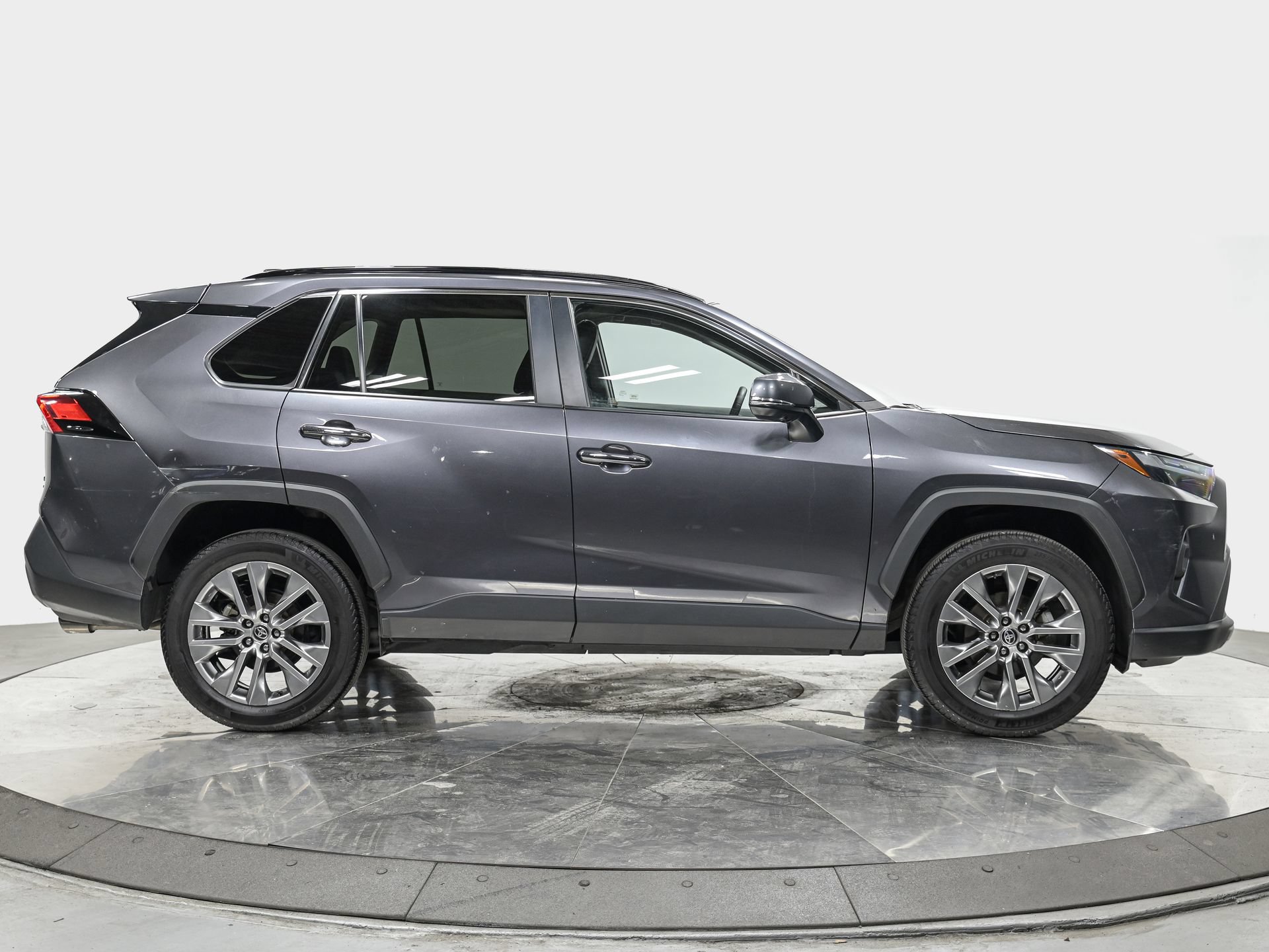 Used 2024 Toyota RAV4 Limited w/ Advanced Technology Package AWD/4WD image 7