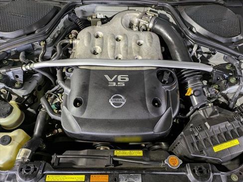 Used 2005 Nissan 350Z Touring image 20