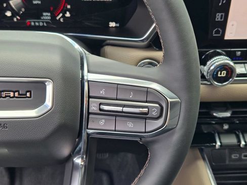 New 2026 GMC Canyon Denali AWD/4WD image 41