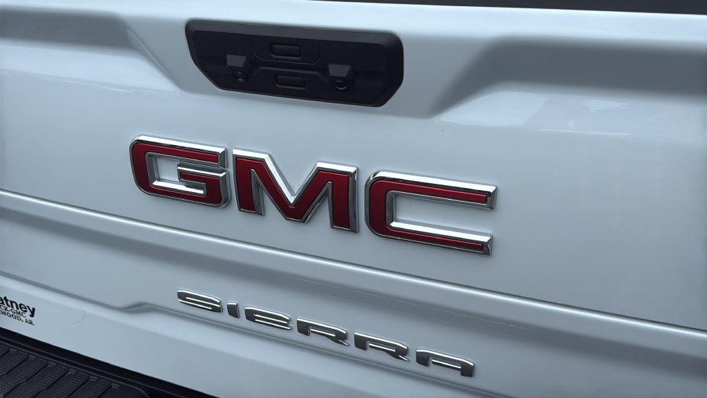 Used 2026 GMC Sierra 1500 SLT w/ SLT Premium Plus Package AWD/4WD image 23