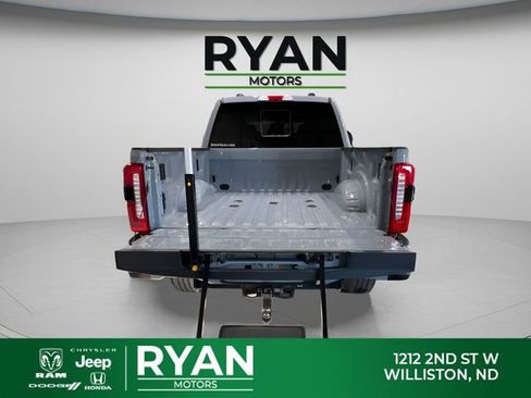 Used 2024 Ford F250 Lariat w/ Sport Appearance Package image 19