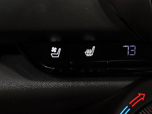 Used 2017 Chevrolet Camaro ZL1 image 22