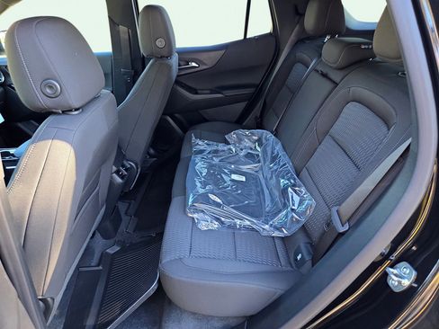 New 2026 Chevrolet Equinox LT image 13