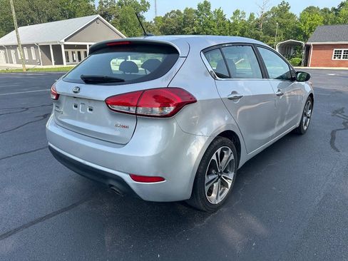 Used 2016 Kia Forte EX FWD image 7