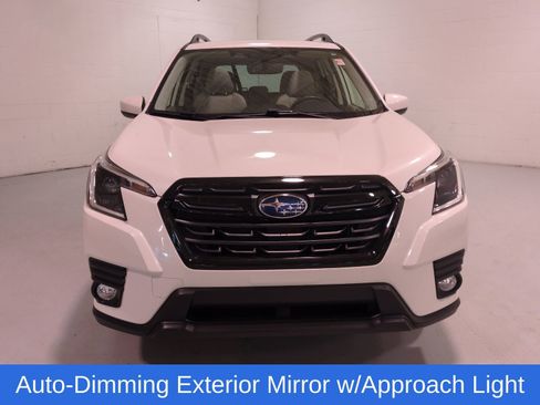 Certified 2023 Subaru Forester Premium AWD/4WD image 8