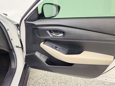 Used 2024 Honda Accord EX image 26