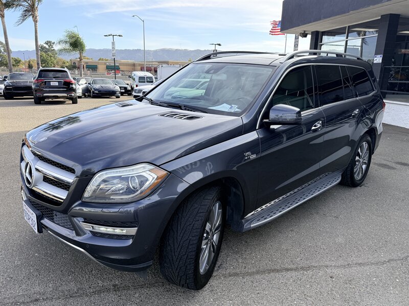 Used 2015 Mercedes-Benz GL 450 4MATIC image 3