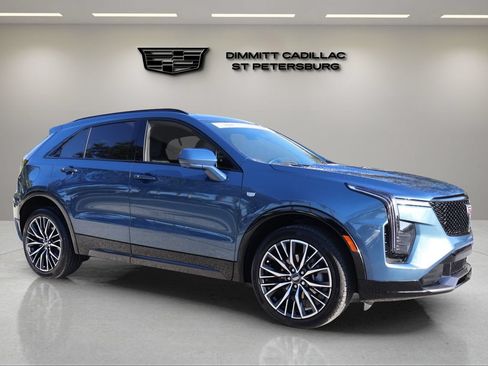 Certified 2025 Cadillac XT4 Sport w/ LPO, Floor Liner Package FWD image 7