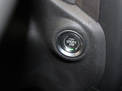 Used 2023 Chevrolet Silverado 1500 Custom image 38