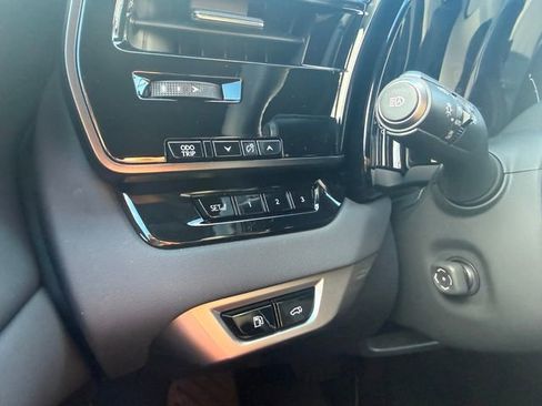 Certified 2024 Lexus RX 350 w/ Convenience Package image 19