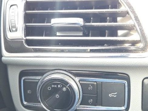 Used 2020 Lincoln Navigator Reserve w/ Luxury Package image 28