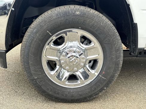 New 2026 RAM 2500 Tradesman w/ Chrome Appearance Group image 12