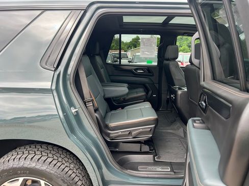 Used 2025 GMC Yukon AT4 AWD/4WD image 20
