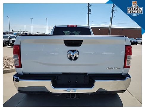 Used 2022 RAM 3500 Tradesman w/ Chrome Appearance Group AWD/4WD image 7