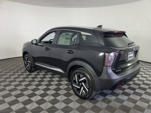 New 2026 Nissan Kicks SV image 6