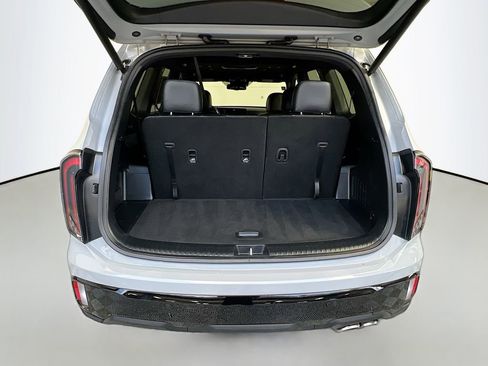 Certified 2024 Kia Telluride EX X-Line AWD/4WD image 28