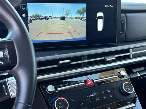 Used 2025 Hyundai Santa Fe SEL FWD image 24