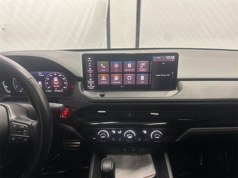 Used 2024 Honda Accord Sport image 29