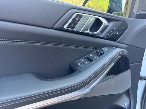 New 2026 BMW X5 xDrive50e w/ M Sport Package image 15