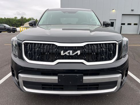 Used 2023 Kia Telluride LX AWD/4WD image 10