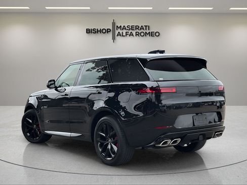 Used 2023 Land Rover Range Rover Sport First Edition AWD/4WD image 3