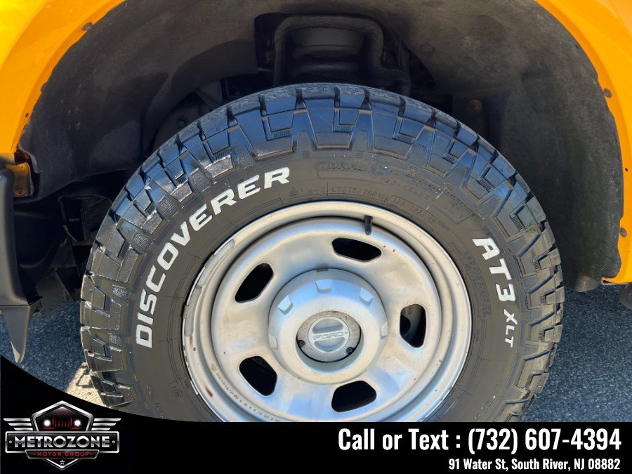 Used 2009 Ford F350 4x4 Regular Cab Super Duty image 25