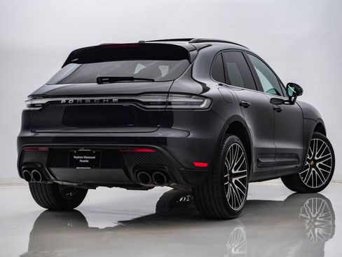 Certified 2026 Porsche Macan AWD/4WD image 11