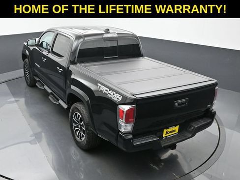 Used 2021 Toyota Tacoma TRD Sport w/ TRD Premium Sport Package AWD/4WD image 59