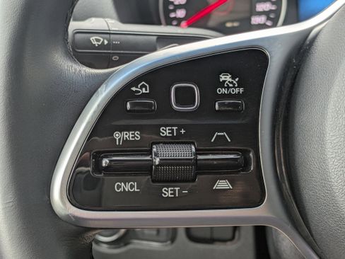 Used 2021 Mercedes-Benz Sprinter 2500 image 22