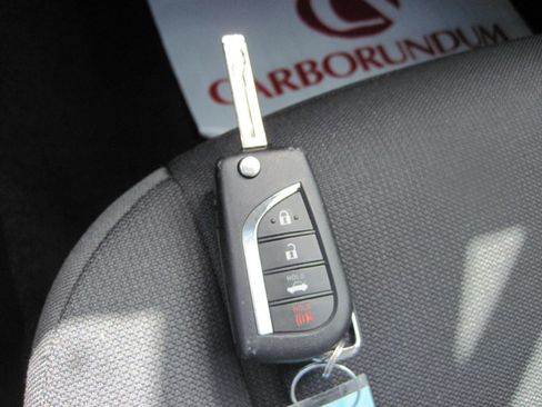 Used 2023 Toyota Corolla LE image 17