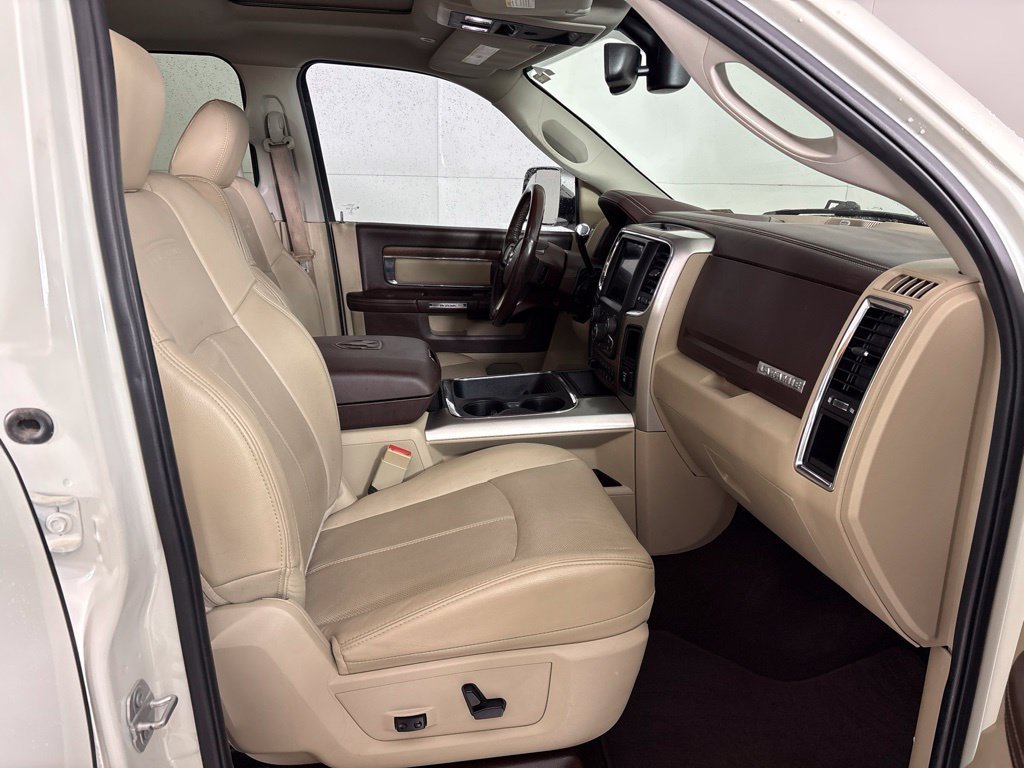 Used 2018 RAM 2500 Laramie w/ Convenience Group RWD image 18