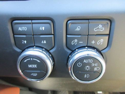 New 2026 GMC Sierra 1500 Denali Ultimate image 17