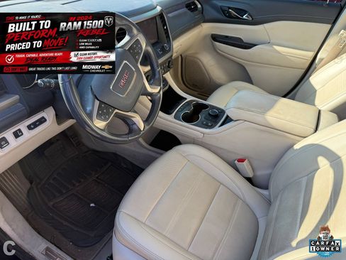 Used 2021 GMC Acadia Denali w/ Denali Technology Package FWD image 10