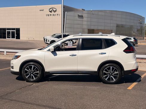 Certified 2020 Nissan Rogue SL FWD image 3