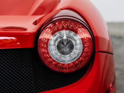 Used 2012 Ferrari 458 Italia Coupe RWD image 23