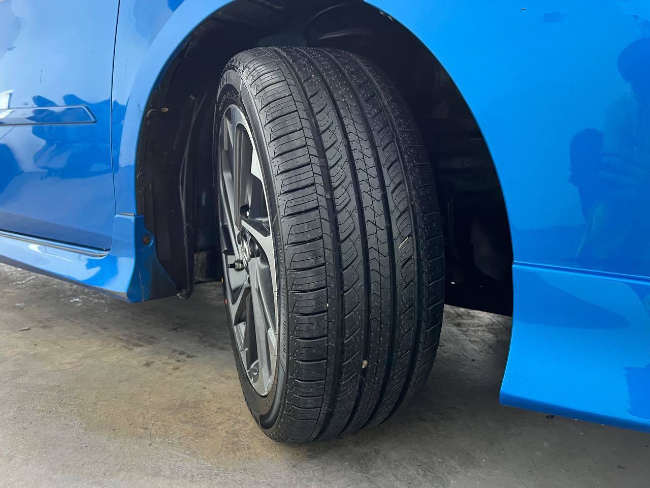 Used 2017 Toyota Corolla iM w/ All-Weather Mat Package FWD image 27