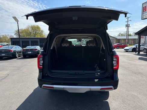 Used 2024 Ford Expedition Max Limited AWD/4WD image 12