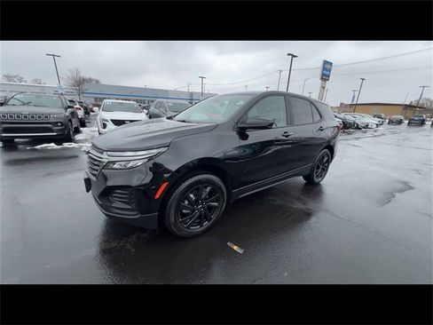 Certified 2024 Chevrolet Equinox LS w/ LS Convenience Package image 4