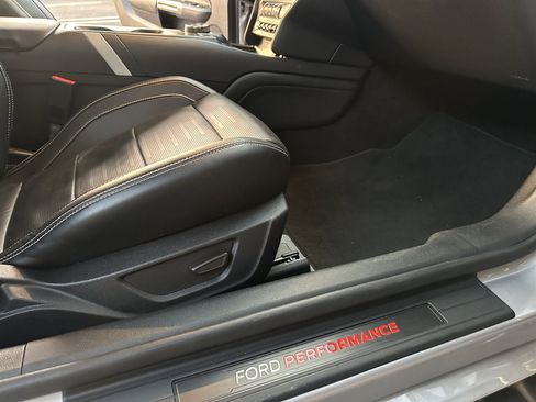 Used 2020 Ford Mustang Shelby GT500 w/ Technology Package image 53