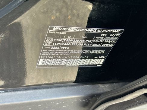 Certified 2026 Mercedes-Benz GLB 250 4MATIC image 34