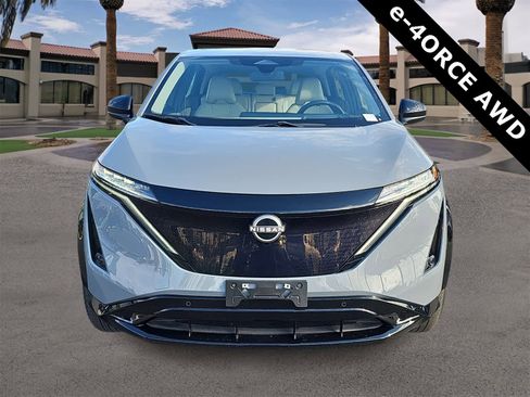 Used 2024 Nissan Ariya AWD image 3