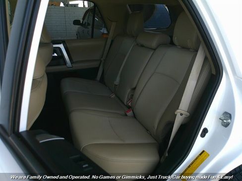 Used 2018 Toyota 4Runner SR5 Premium image 20