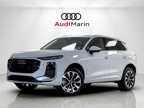 New 2026 Audi Q3 quattro 2.0T AWD/4WD image 1