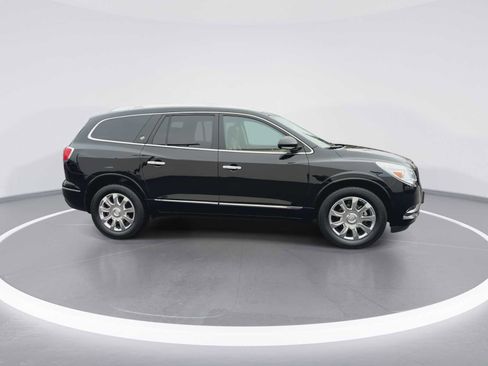 Used 2017 Buick Enclave Premium image 9