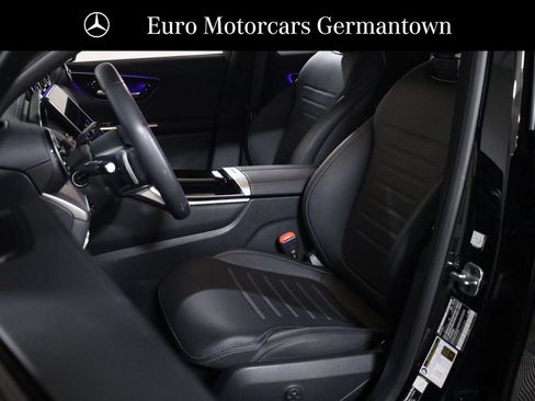 Used 2026 Mercedes-Benz GLC 300 4MATIC image 38