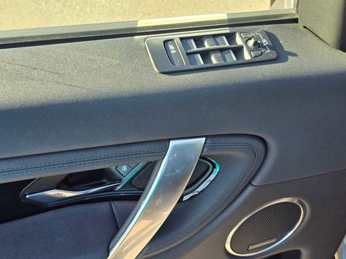 Used 2025 Land Rover Discovery Sport S image 23