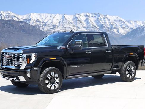 New 2026 GMC Sierra 3500 Denali w/ Denali Reserve Package AWD/4WD image 2